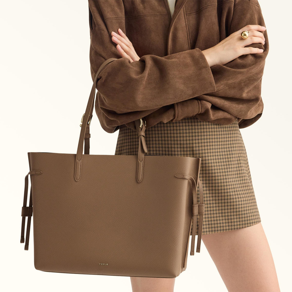 Furla Ava Tote L Toffee+Nero Int. - Furla
