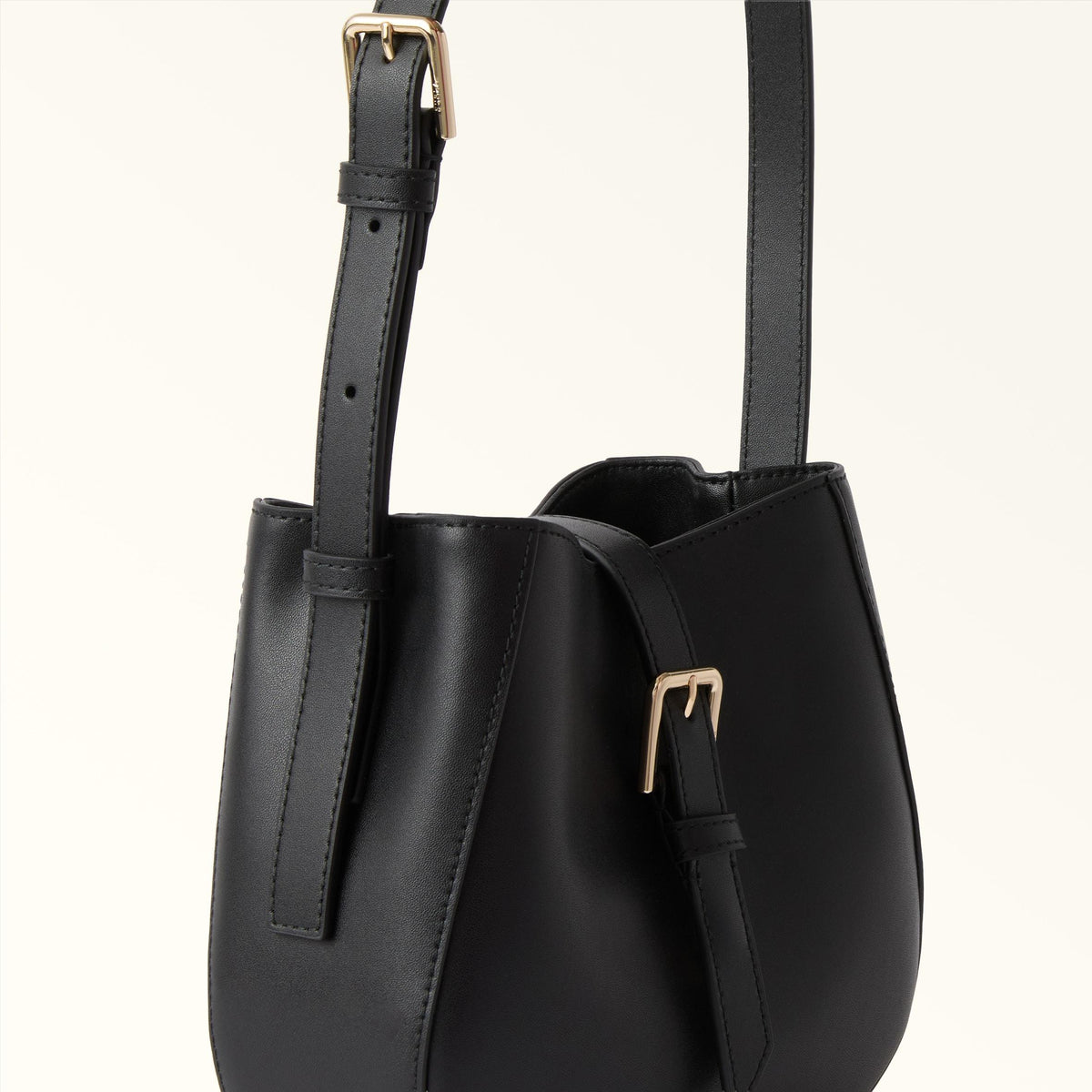 Furla Dora Bucket Bag Nero - Furla