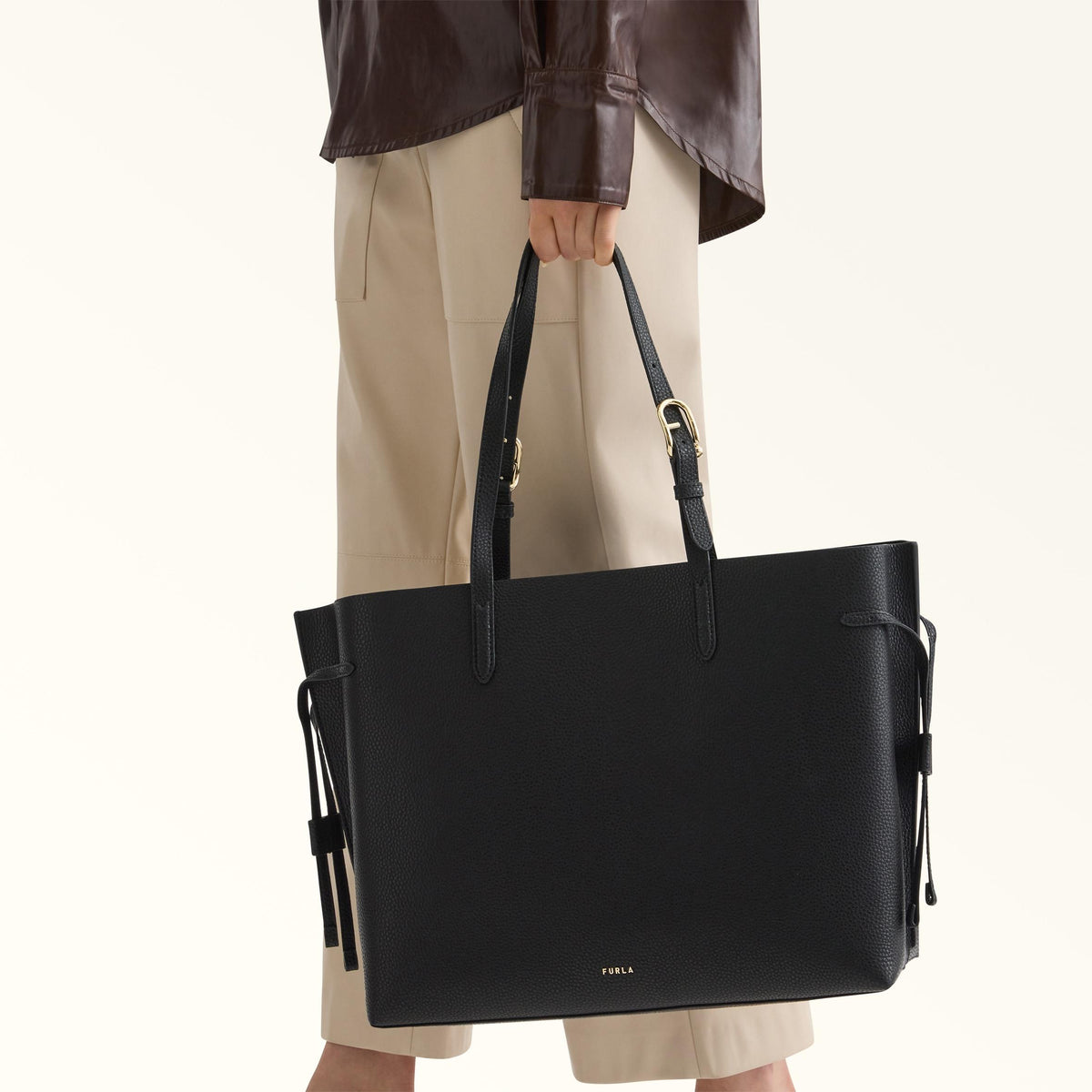 Furla Ava Tote L Nero+Nero Int. - Furla