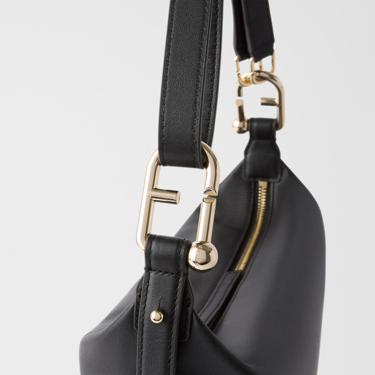 Furla Nuvola Shoulder Bag M Nero - Furla