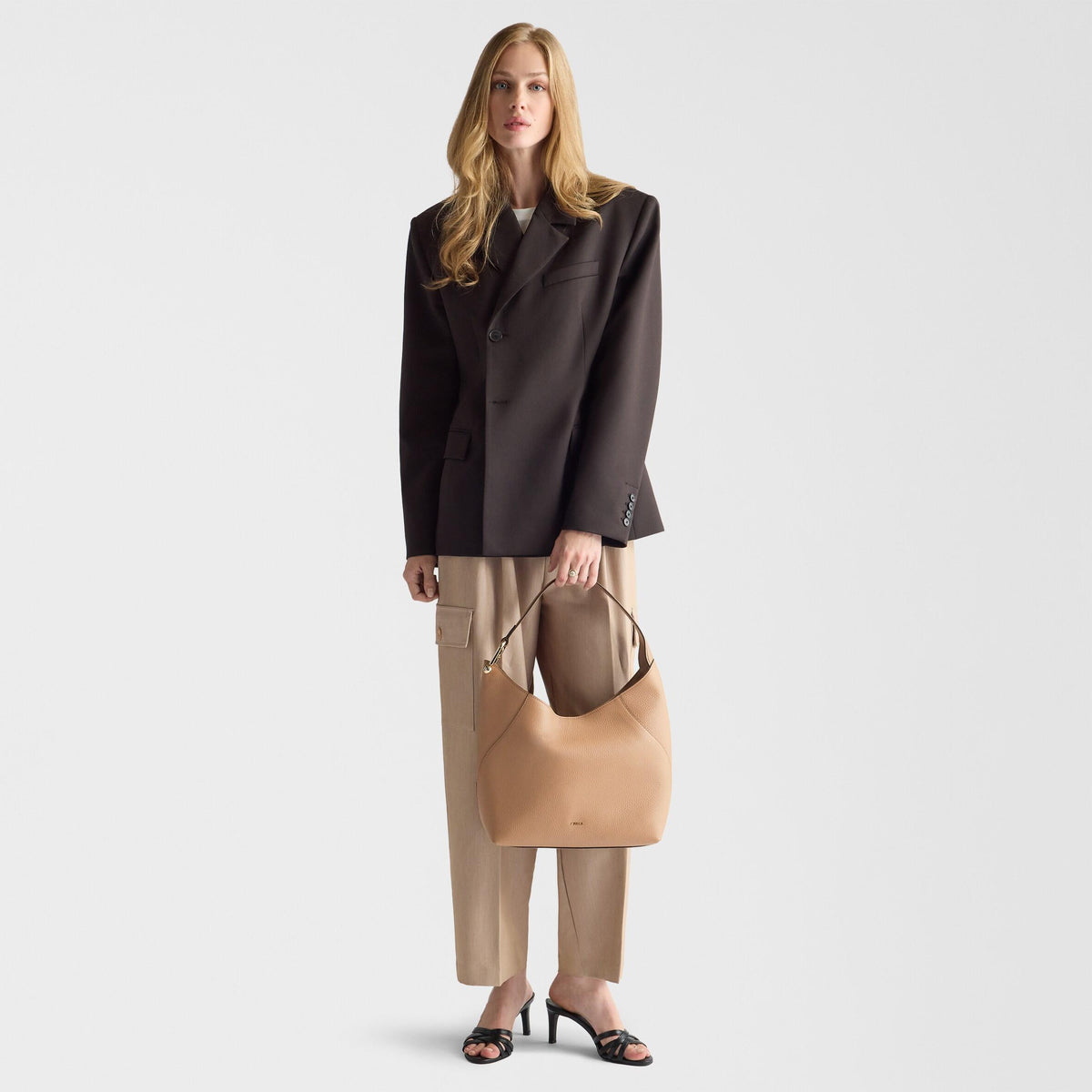 Furla Lara Shoulder Bag M Deserto - Furla
