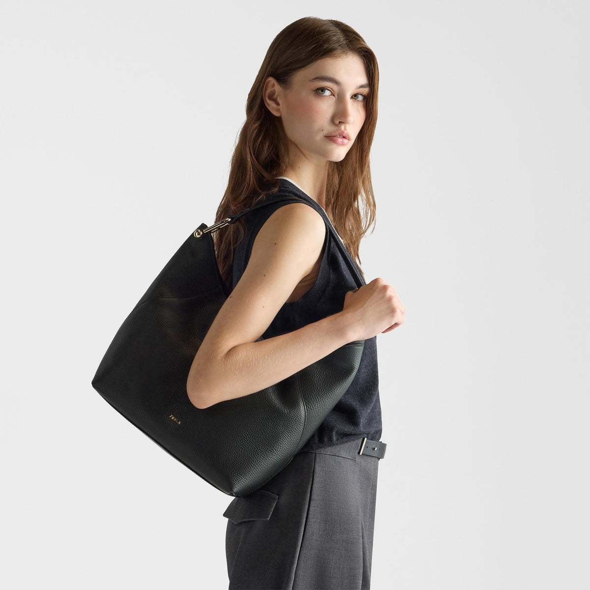 Furla Lara Shoulder Bag M Nero - Furla