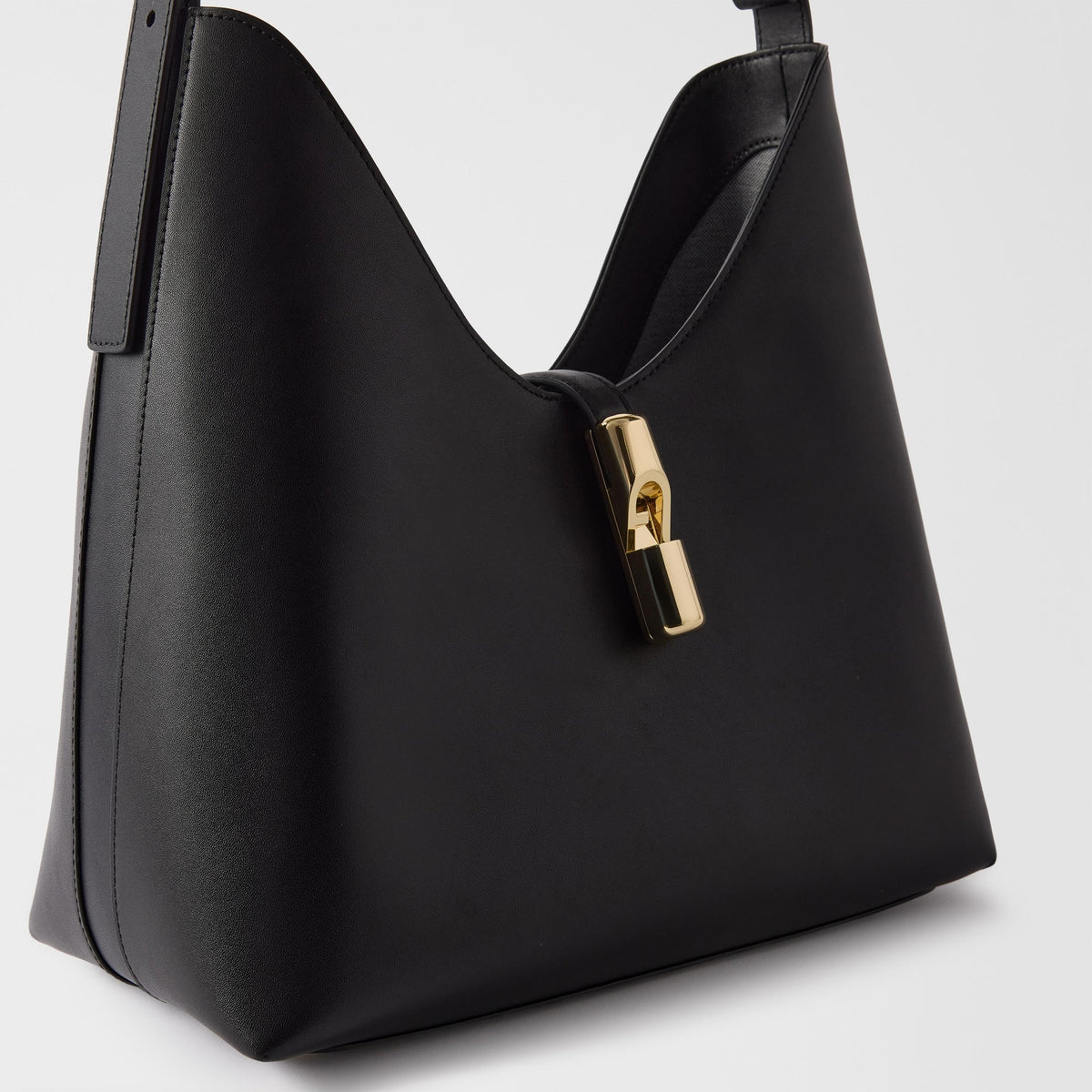 Furla Goccia Shoulder Bag M Nero - Furla