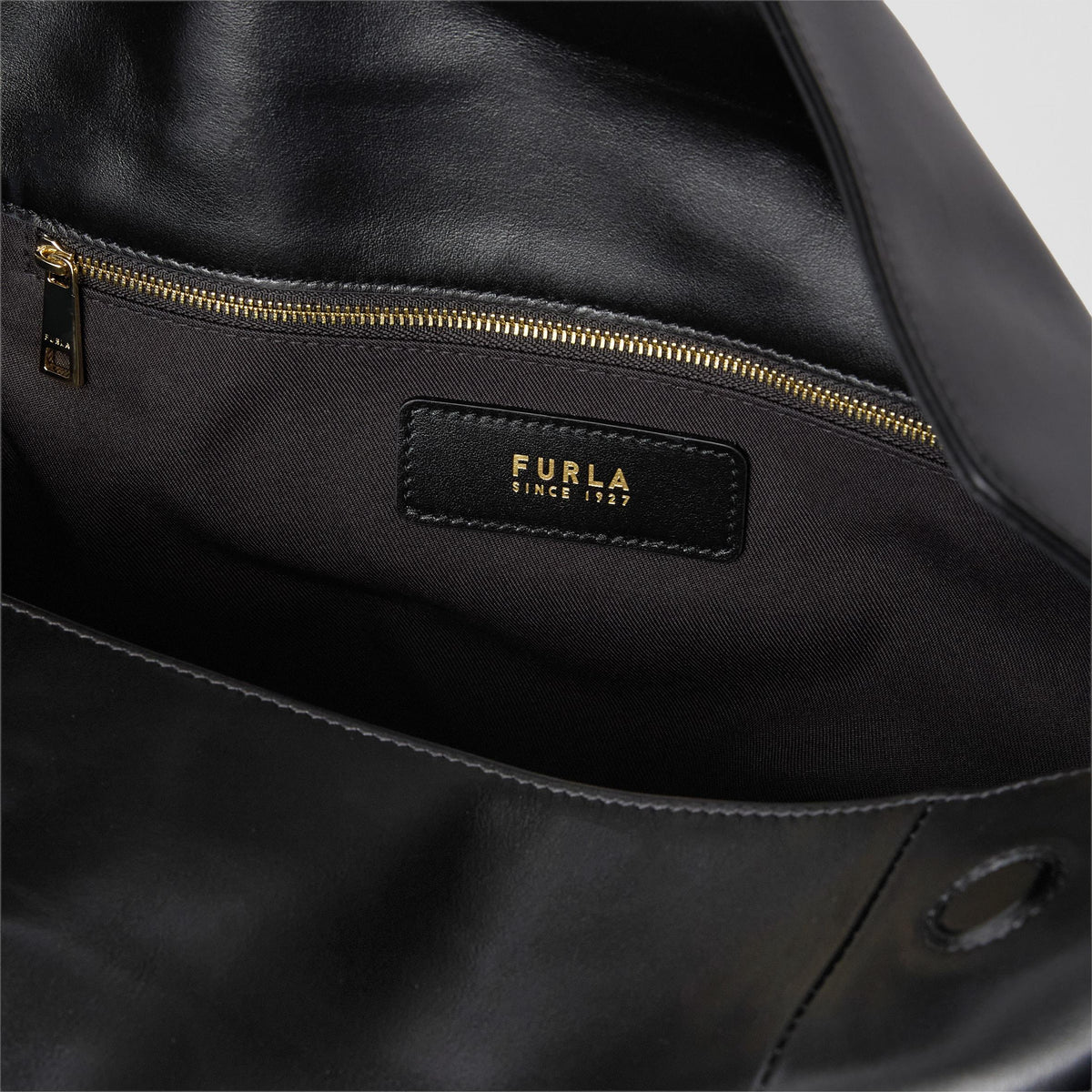 Furla Ginevra Shoulder Bag L Nero - Furla